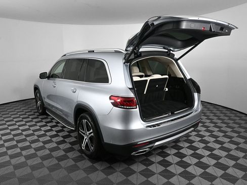 Certified 2023 Mercedes-Benz GLS 450 4MATIC image 31