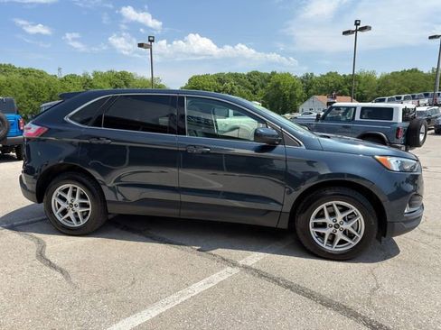 Used 2023 Ford Edge SEL w/ Convenience Package AWD/4WD image 8