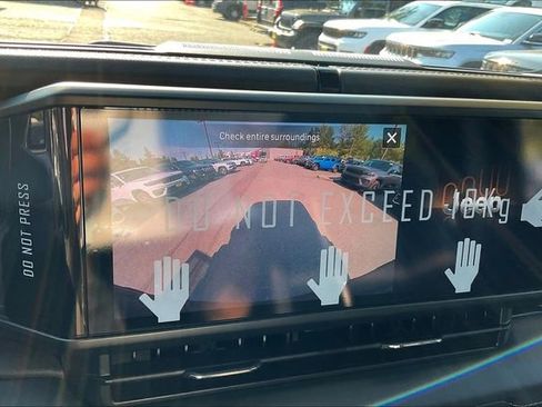 New 2025 Jeep Wrangler Unlimited Rubicon w/ XTREMEE 35" Tire Package image 21