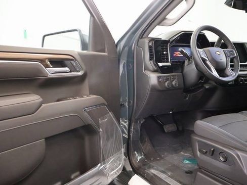 New 2026 Chevrolet Silverado 1500 LT image 8