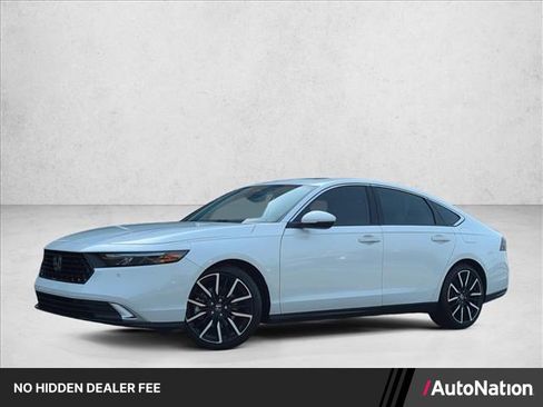 Certified 2023 Honda Accord Touring image 1