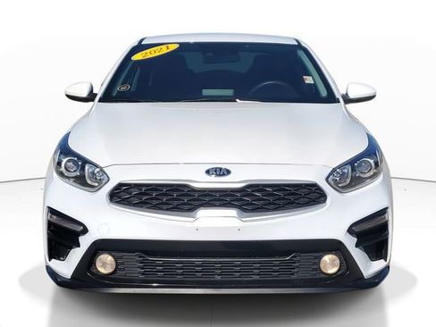 Used 2021 Kia Forte LXS image 2