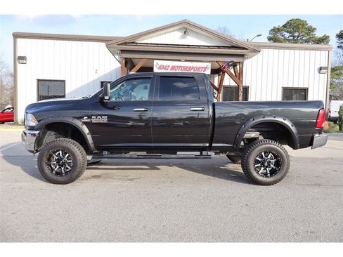 Used 2017 RAM 2500 Big Horn image 2