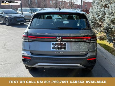 Used 2025 Volkswagen Taos S AWD/4WD image 10