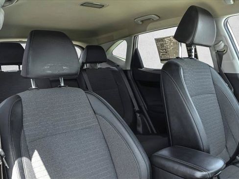 Used 2021 Kia Seltos S FWD image 28