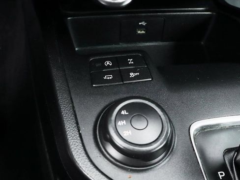 Used 2019 Ford Ranger XL w/ Equipment Group 101A Mid image 28