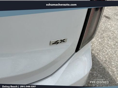 Used 2023 Kia Telluride EX w/ EX Captain's Chair Package AWD/4WD image 15