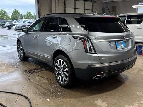 Used 2024 Cadillac XT5 Sportv w/ Technology Package AWD/4WD image 3