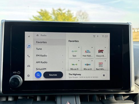 Used 2025 Toyota RAV4 LE image 21