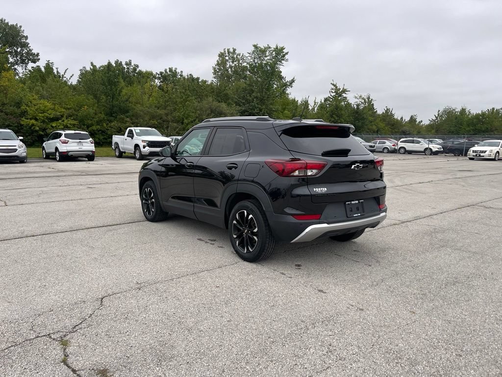 Used 2021 Chevrolet TrailBlazer LT w/ Sun and Liftgate Package FWD image 3