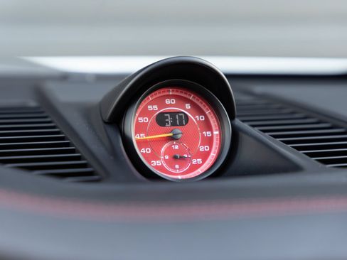 Certified 2018 Porsche 911 GT3 RWD image 16