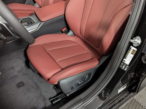 New 2026 BMW 330i xDrive Sedan AWD/4WD image 13