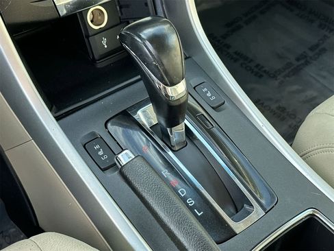 Used 2015 Honda Accord EX-L image 21