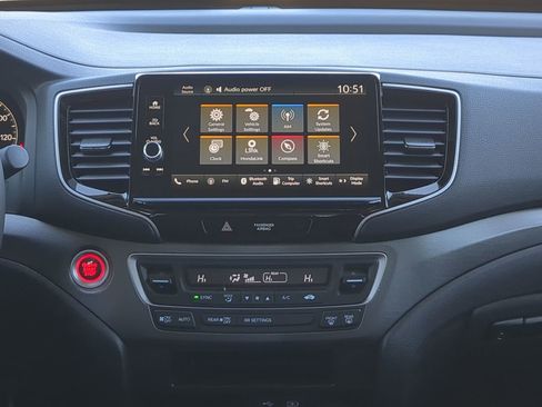 Used 2025 Honda Ridgeline Sport image 16