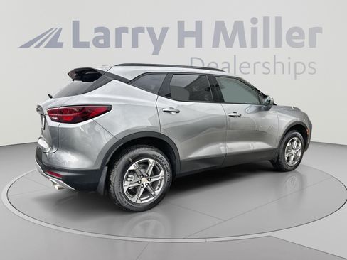 New 2026 Chevrolet Blazer LT w/ Sound & Technology Package AWD/4WD image 8