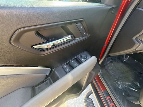 Used 2024 Chevrolet Colorado ZR2 w/ Technology Package image 13