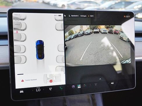 Used 2021 Tesla Model Y Long Range AWD/4WD image 43