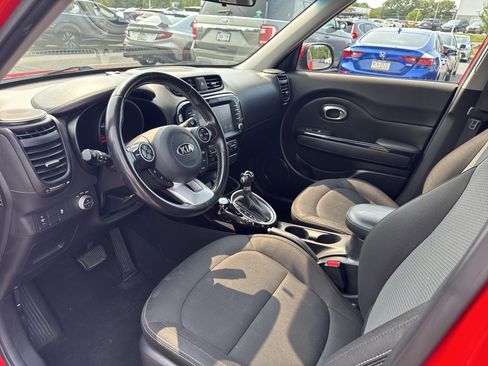 Used 2017 Kia Soul + w/ Audio Package FWD image 13
