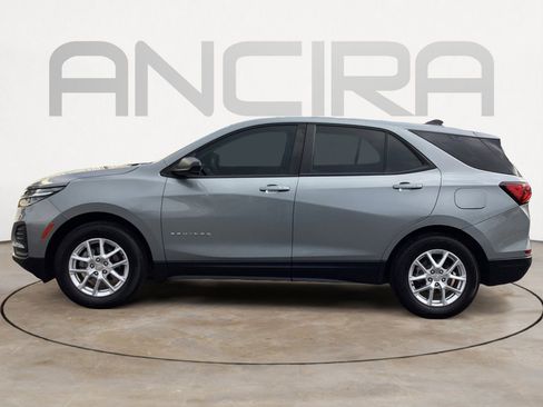 Used 2024 Chevrolet Equinox LS w/ Driver Confidence II Package image 11