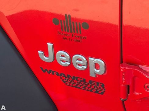 Used 2020 Jeep Wrangler Unlimited Sport S AWD/4WD image 9