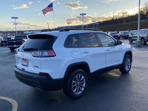 Used 2022 Jeep Cherokee Latitude Lux image 5