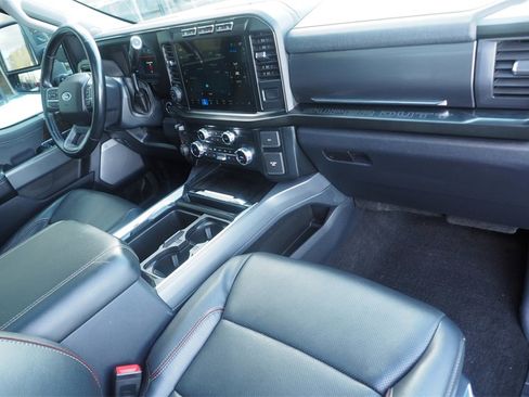 Used 2023 Ford F250 Lariat w/ Lariat Ultimate Package image 28