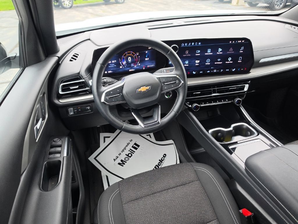 Certified 2024 Chevrolet Traverse LS w/ LPO, Floor Liner Package FWD image 7