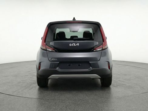 Used 2025 Kia Soul LX w/ LX Technology Package image 7