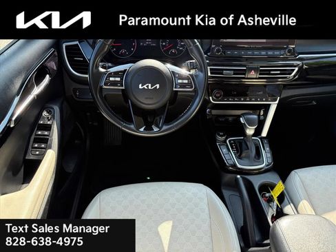 Used 2022 Kia Seltos EX AWD/4WD image 25