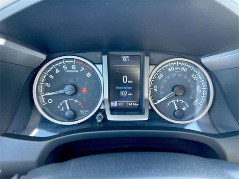 Used 2022 Toyota Tacoma 2WD Double Cab image 11