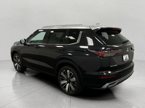 New 2025 Mitsubishi Outlander SEL image 7
