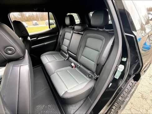 New 2026 GMC Terrain AT4 w/ Technology Package II AWD/4WD image 10