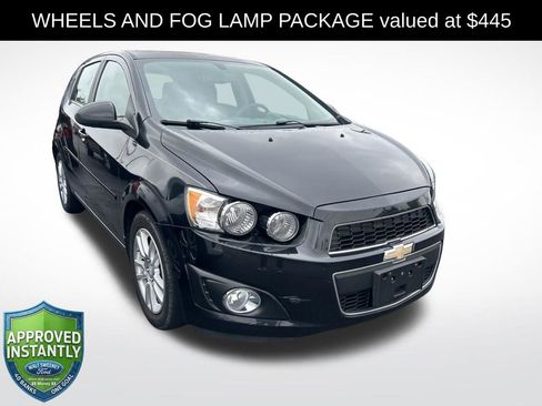 Used 2015 Chevrolet Sonic LT w/ Wheels and Fog Lamp Package FWD image 1