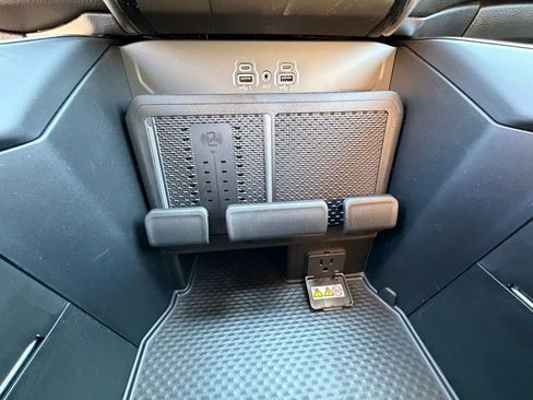 New 2026 RAM 1500 4x4 Crew Cab image 20