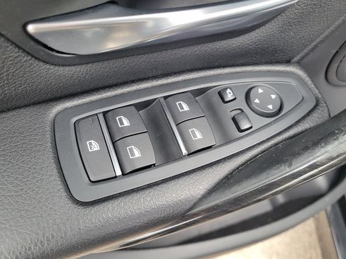 Used 2018 BMW 330i xDrive Sedan AWD/4WD image 19