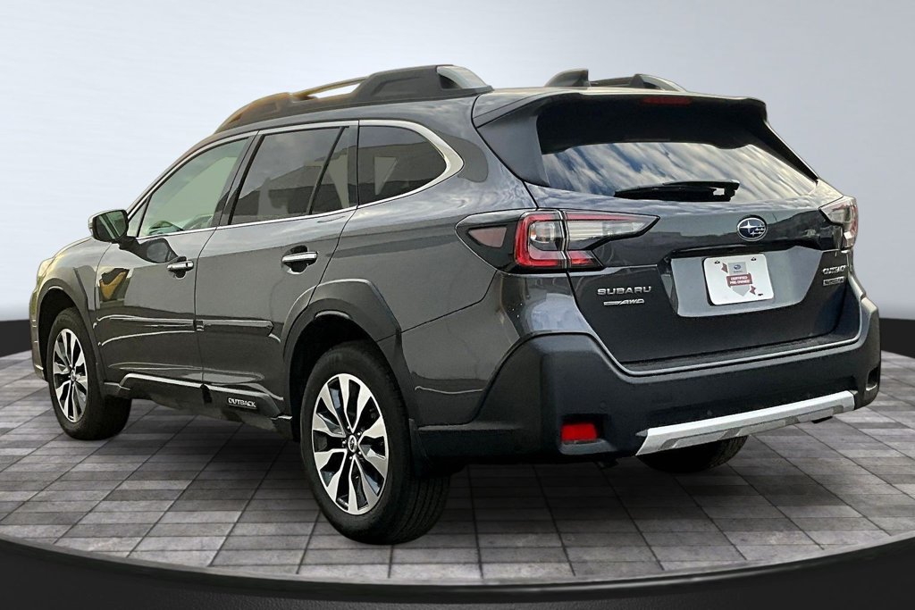 Used 2024 Subaru Outback Touring XT w/ Tech Package 3 AWD/4WD image 4