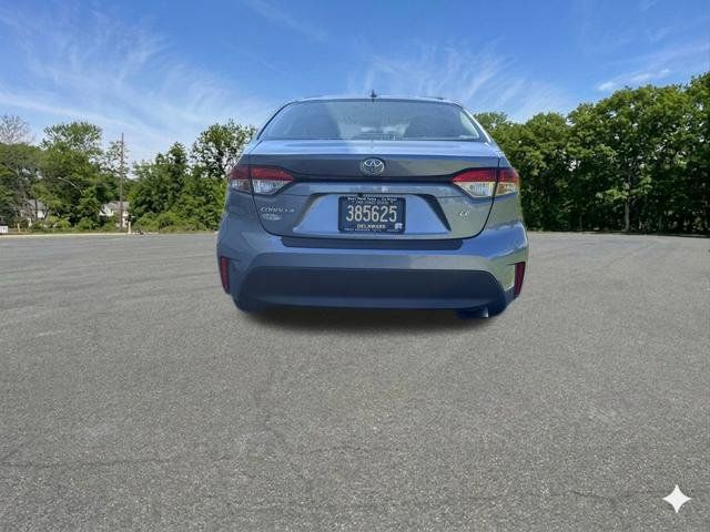 Used 2023 Toyota Corolla LE FWD image 8