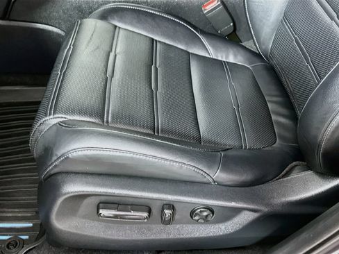 Certified 2019 Honda CR-V EX-L image 9