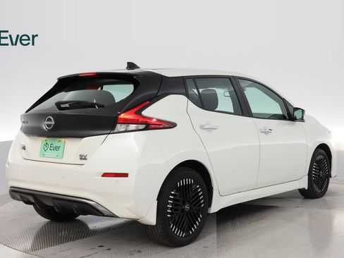 Used 2024 Nissan Leaf SV Plus FWD image 3