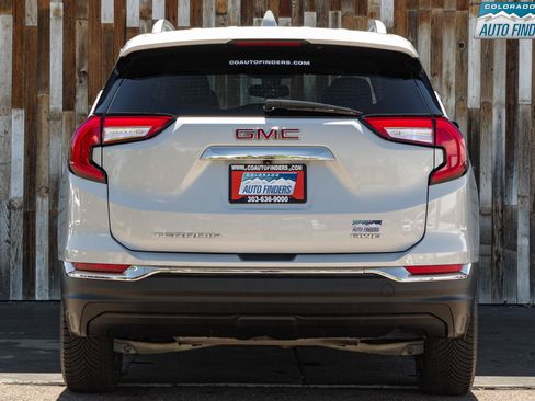 Used 2022 GMC Terrain SLT AWD/4WD image 5