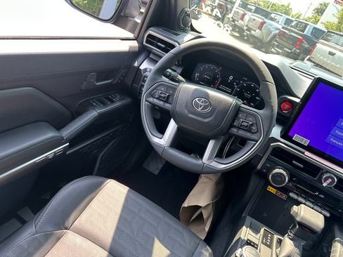 New 2026 Toyota 4Runner TRD Sport Premium AWD/4WD image 17