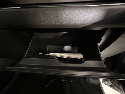 Used 2024 Chevrolet Silverado 1500 ZR2 w/ Technology Package image 28