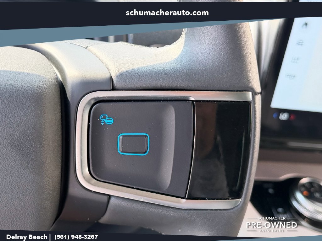 Used 2025 Ford Expedition Active RWD image 22