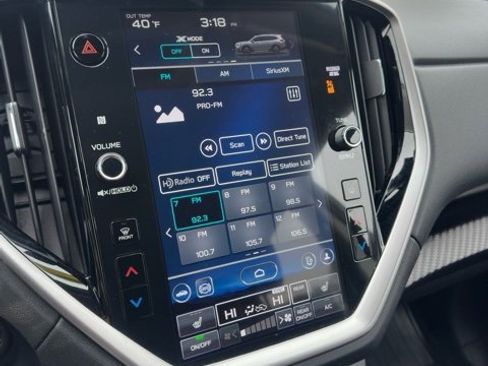 Used 2023 Subaru Ascent Premium w/ Convenience Package image 11