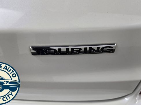 Used 2016 Honda CR-V Touring image 35