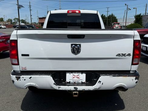 Used 2017 RAM 1500 Classic SLT AWD/4WD image 5