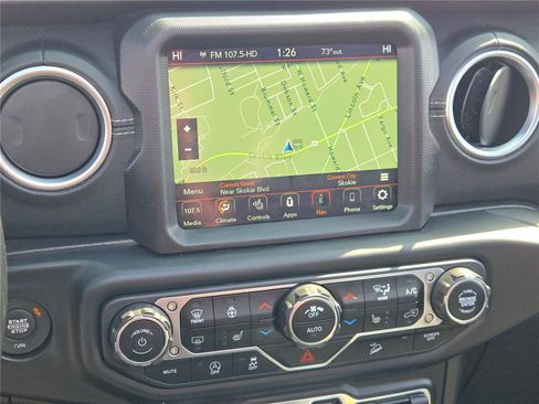 Certified 2020 Jeep Wrangler Unlimited Sahara AWD/4WD image 29