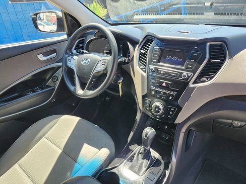 Used 2018 Hyundai Santa Fe Sport FWD image 21