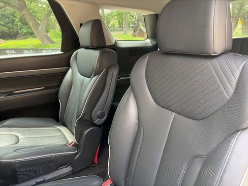 Used 2024 Hyundai Palisade SEL FWD image 7