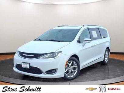 Used 2018 Chrysler Pacifica Limited
